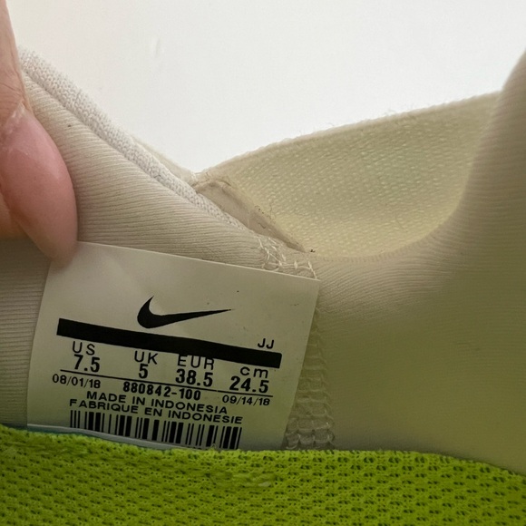 Nike Free Run Commuter - Picture 8 of 10